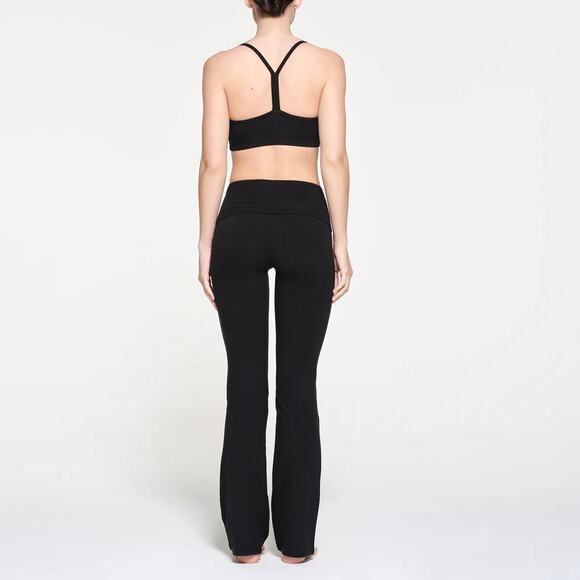 SKIMS Outdoor Basics Pants Foldover Bootcut Leggings Washed Onyx Black NWT 3X - Picture 4 of 9